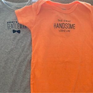 EUC Carter's 2x S/S Onesies Bundle 100% Cotton 9M